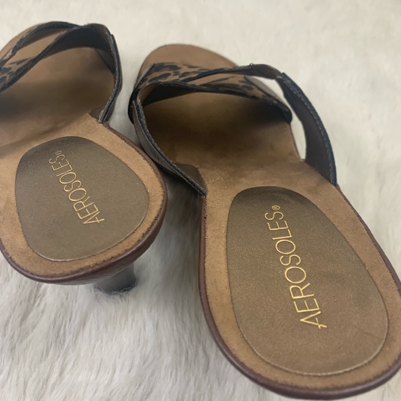 Aerosoles leather cheetah cross strap heel/sandal - Picture 5 of 10